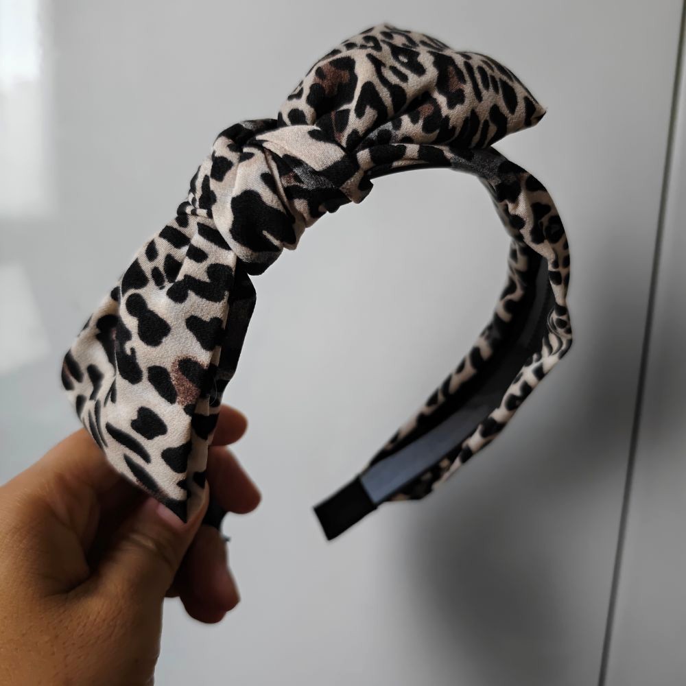 Women Accessories Sale - Leopard Print Headband with A Bow
